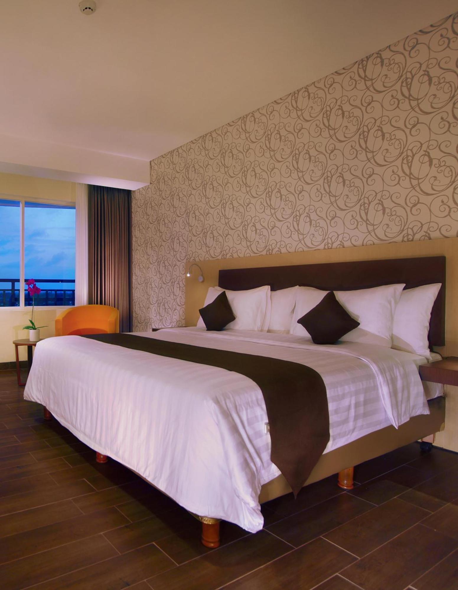 BW Suite Belitung Tanjung Pandan Room photo